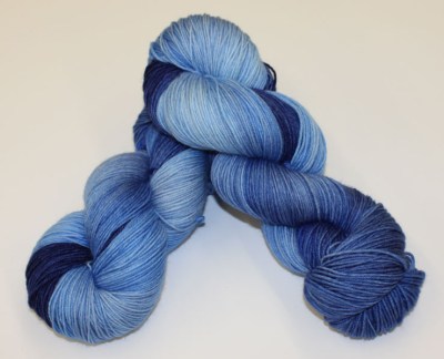 Hand-Dyed-Fingering-Smooth-Sailing-003