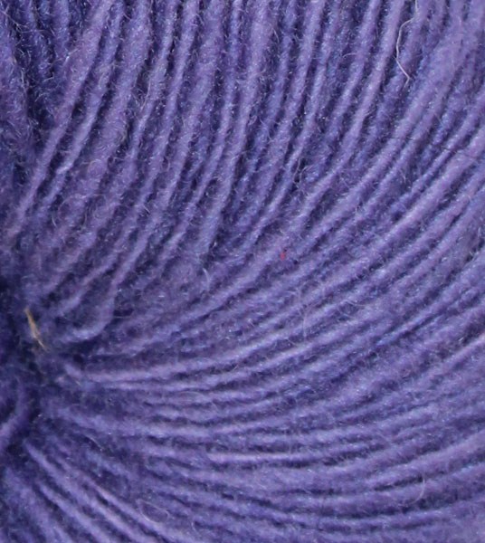 Hand-Dyed-Wool-Fingering-Glorious-Grape-001