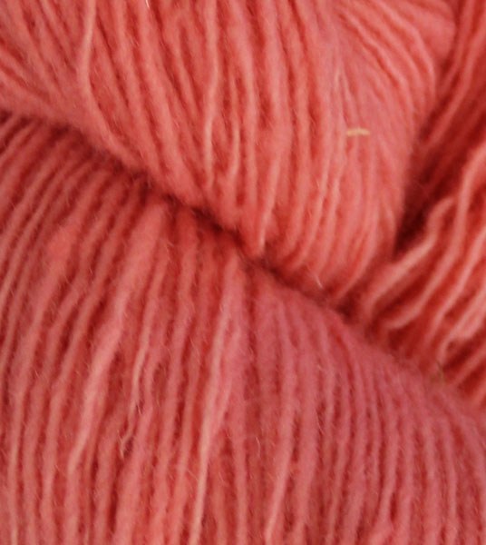 Hand-Dyed-Wool-Fingering-Salmon-001