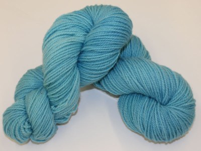Hand-Dyed-Wool-Worsted-Blue-Bird-003