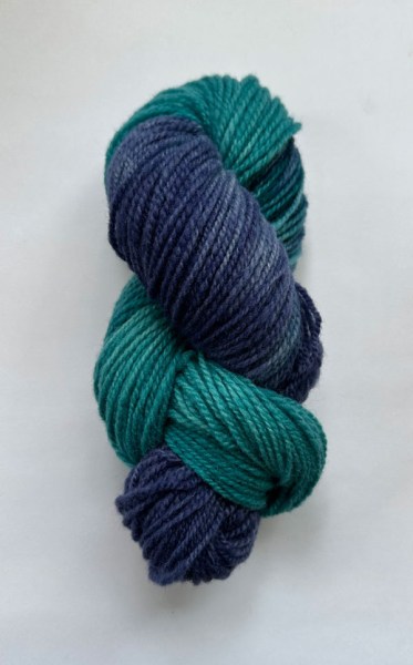 Hand-Dyed-Worsted-Lagoon-002